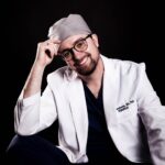 dr Piotr Drozdowski, chirurg plastyczny, przedstawienie osoby